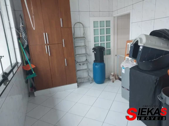 Imagem Espaçosa casa para locação em São Paulo-SP, Jardim Nossa Senhora do Carmo: 4 quartos, 1 sala, 4 banheiros, 8 vagas de garagem, 291m²