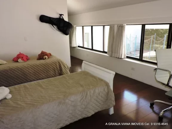 Imagem Casa com 5 dormitórios à venda, 804 m² - Granja Viana - Carapicuíba/SP
