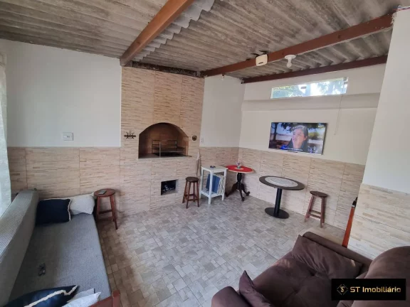 Imagem Chácara com 4 dormitórios à venda, 2300 m² por R$ 780.000,00 Financiamento