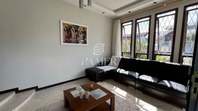 Imagem Casa com 3 quartos, Glória - Joinville