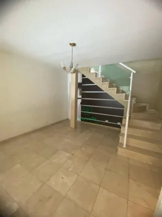 Imagem Sobrado com 3 dormitórios à venda, 264 m² por R$ 499.000,00 - Vila São João Batista - Guarulhos/SP