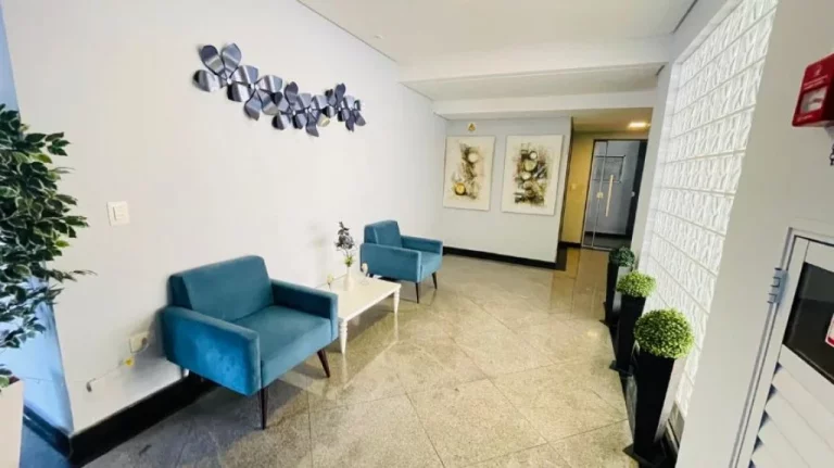Imagem Excelente apartamento na Ocian 2 dormitórios 1 suíte!!!