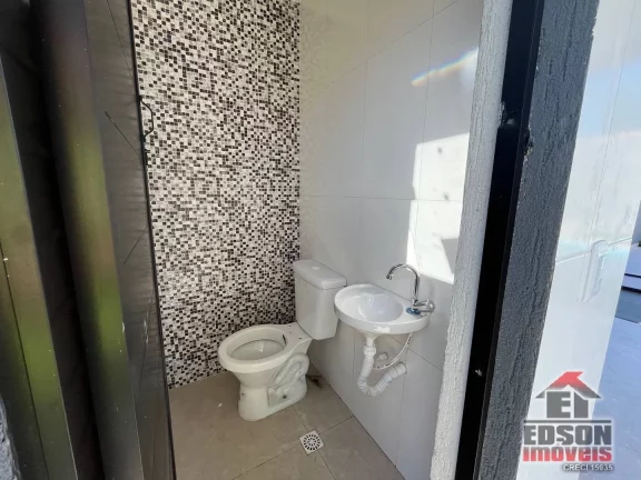 Imagem Casa 2 Quartos, 1 Suíte, Piscina, Churrasqueira no Jardim Atlântico Central