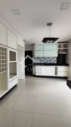 Imagem Casa à venda no bairro Saguaçú com 190m²