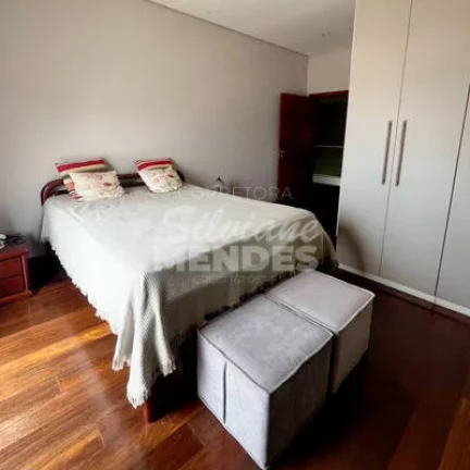 Imagem Magnifico sobrado no condomínio Chácara Ondina