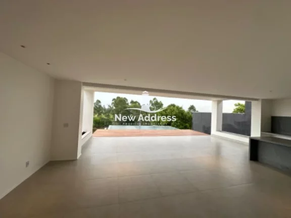 Imagem Belíssima casa triplex de alto padrão no Riviera Park