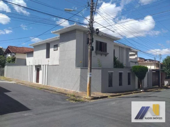 Imagem Casa com 5 Quartos à Venda, 357 m² em Santa Filomena - Pouso Alegre Imagem Casa com 5 Quartos à Venda, 357 m² em Santa Filomena - Pouso Alegre
