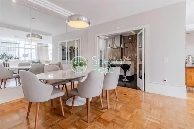 Imagem Apartamento com excelente reforma numa das melhores localizações do Jardim Paulista. Com espaços ...