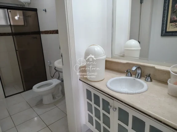 Imagem Apartamento com vista para o mar e lazer, 3 quartos com suíte e 2 vagas na Pitangueiras, Guarujá-SP - 165m² de área.