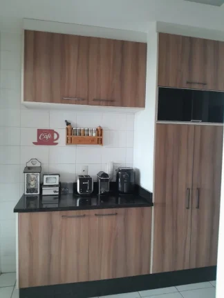 Imagem Apartamento 130M², 3Q, 1 Suíte, 2 Banheiros, 2 Vagas, 1 Depósito, Piscina, Churrasqueira, Piscina Aquecida, Espaço Gourmet, Salão de Festas.