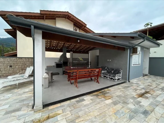 Imagem Casa em Condomínio para Venda em Ubatuba / SP no bairro Horto Florestal