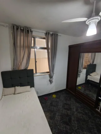Imagem Casa com 2 quartos e com garagem no bairro Engenho Pequeno, São Gonçalo/RJ