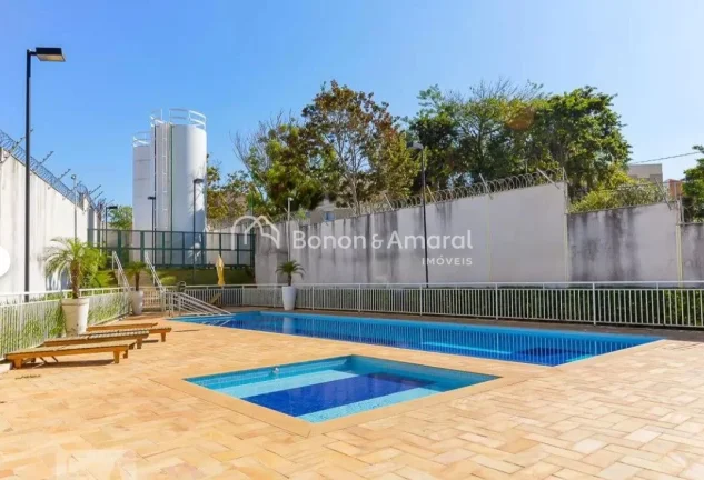 Imagem Apartamento à venda com 3 dormitórios (sendo 1 suíte), 68 m², rico em armários e totalmente ref...