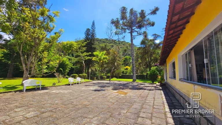 Imagem Sítio à venda, 5000 m² por R$ 2.200.000,00 - Albuquerque - Teresópolis/RJ