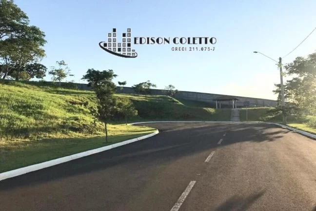 Imagem Excelente Terreno à venda em Piracicaba na parte alta do Morada do Engenho de 800m²
