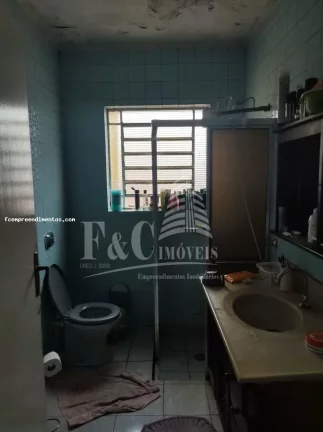 Imagem Casa para Venda em Limeira, Vila Camargo, 3 dormitórios, 3 banheiros, 6 vagas