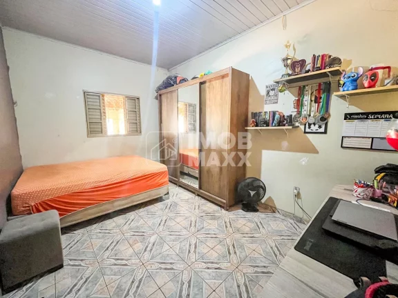 Imagem Casa à Venda em Sobradinho-DF, 8 Quartos, 250m² por R$490mil