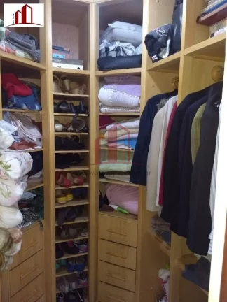 Imagem Casa em Condomínio à Venda em Caieiras-SP, Bairro Real Park - 3 Quartos, 1 Suíte, 2 Salas, 1 Banheiro, 2 Vagas, 270m².