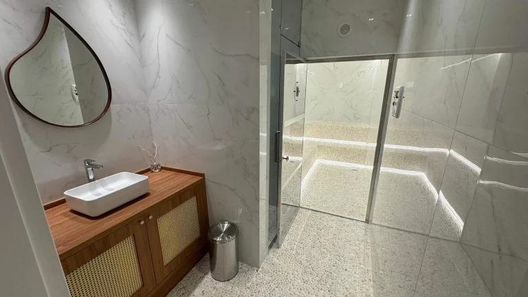 Imagem Apartamento com 4 dormitórios à venda sendo 4 suítes, 185.7 m² por - R$ 9.588.000,00 - Canto da Praia - Itapema/SC