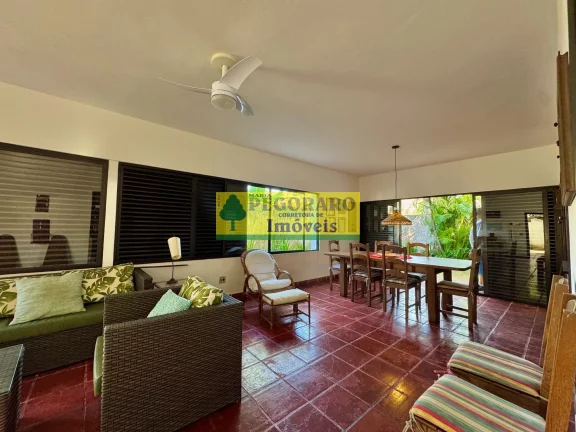 Imagem Casa mobiliada a 500 metros da praia em Barequeçaba, São Sebastião/SP - 3 quartos, 1 suíte, 3 salas, 4 banheiros, 4 vagas
