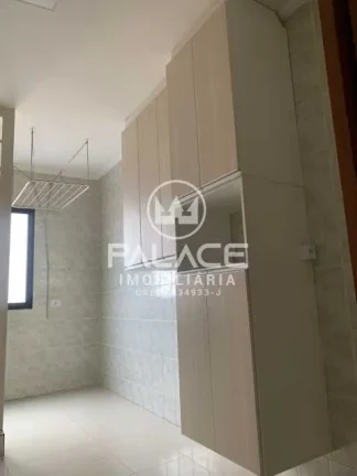 Imagem Excelente apartamento para locação, com localização privilegiada!

 3 dormitórios (2 com armár...