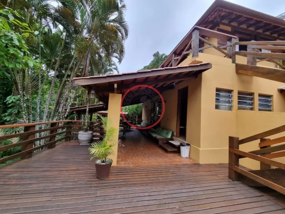 Imagem Casa ampla , estilo colonial ,com 5 suítes , piscina, sauna casa de caseiro , área gourmet , junto a natureza