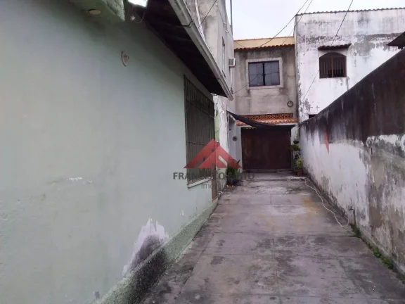 Imagem Casa com 3 dormitórios à venda por R$ 220.000,00 - Rocha - São Gonçalo/RJ
