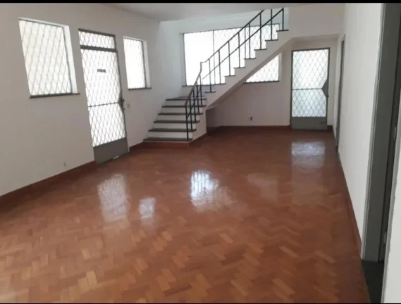 Imagem Casa para Venda em Rio de Janeiro, Campo Grande, 5 dormitórios, 1 suíte, 4 banheiros, 30 vagas