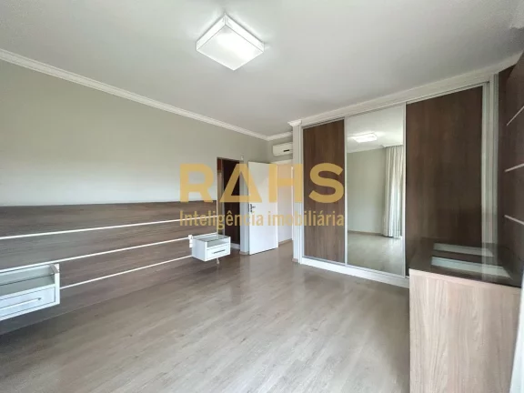 Imagem Excelente sobrado de esquina localizado no bairro Glória próximo a Agroflora Jardins. Baixou!! De:...