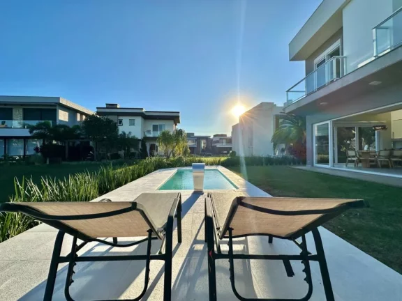 Imagem Casa em Condominio 4 Dormitórios - Bairro Santa Luzia