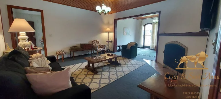 Imagem Linda casa p/ locação por Temporada em Campos do Jordão/SP