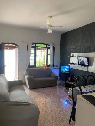 Imagem Casa com 3 dormitórios à venda por R$ 550.000 - Jardim Regina - Itanhaém/SP