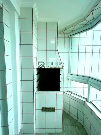 Imagem Apartamento com frente mar 2 Dormitórios sendo 1 suíte no Bairro Maracanã - Praia Grande!