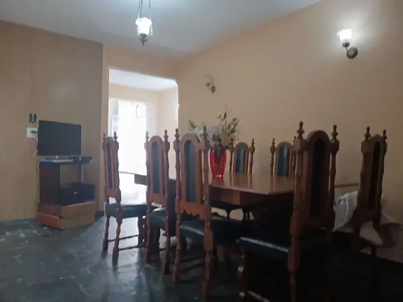 Imagem Casa à venda em Barbacena, Centro, com 3 quartos, 115m2