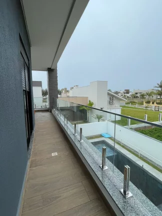 Imagem Casa à venda em Passo de Torres, Balneário Rosa do Mar, com 4 quartos, 251m²
