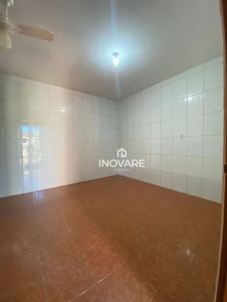 Imagem Casa com 3 dormitórios à venda, 270 m² por R$ 400.000,00 - Alvorada - Araporã/MG