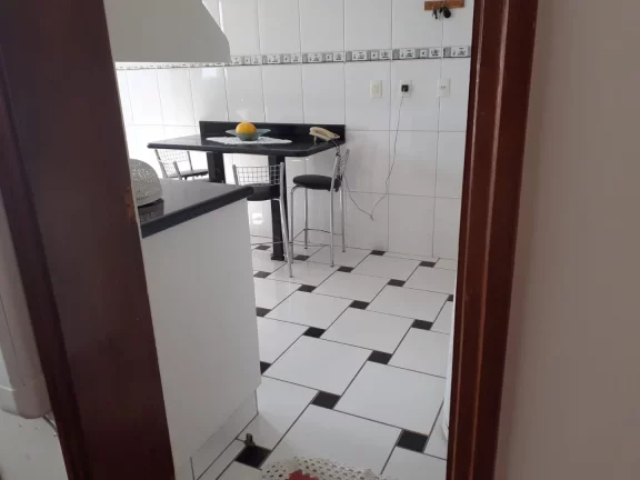 Imagem Excelente apartamento de 123 m2 de área útil ,na melhor localização da Vila Monteiro.Em condomí...