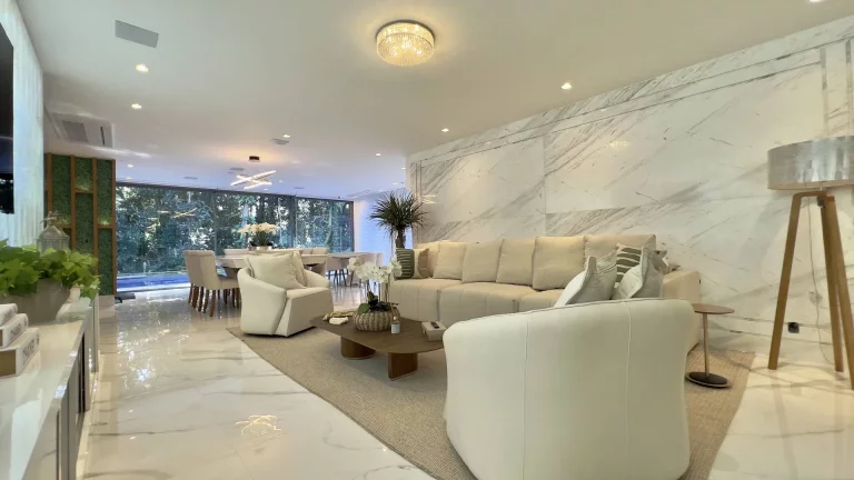 Imagem *Casa de Condomínio à Venda na Riviera de São Lourenço - Módulo 12*