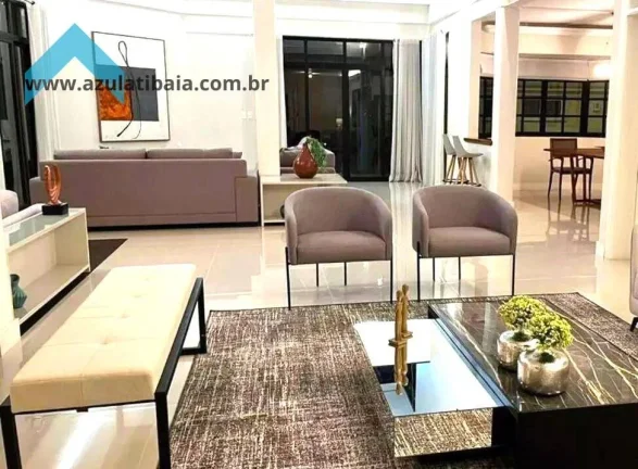 Imagem Casa de Alto Padrão à Venda Condomínio Flamboyant Atibaia