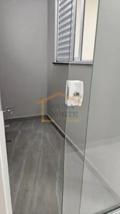 Imagem Sobrado com 3 dormitórios, sendo 1 suíte, lavabo, 2 banheiros e garagem para 2 veículos. Os ambie...