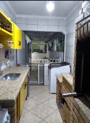 Imagem Imóvel completo na Região Sul de Londrina com 252m², jardim privativo, churrasqueira e aquecedor solar