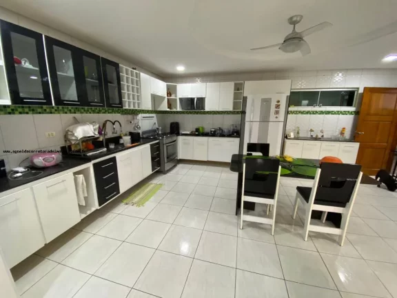 Imagem Casa para Venda em Vitória de Santo Antão, São Vicente de Paulo, 5 dormitórios, 5 suítes, 7 banheiros, 4 vagas
