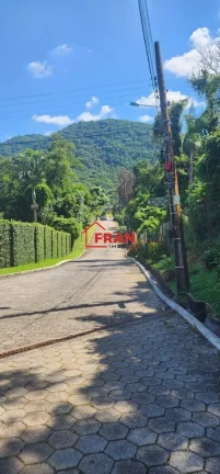 Imagem Maravilhossa casa Condominio Fechado excelente localização.
