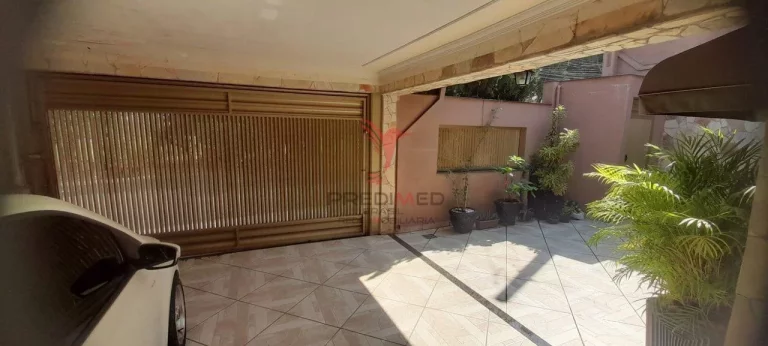 Imagem Vendo ou Troco Casa e Chacara