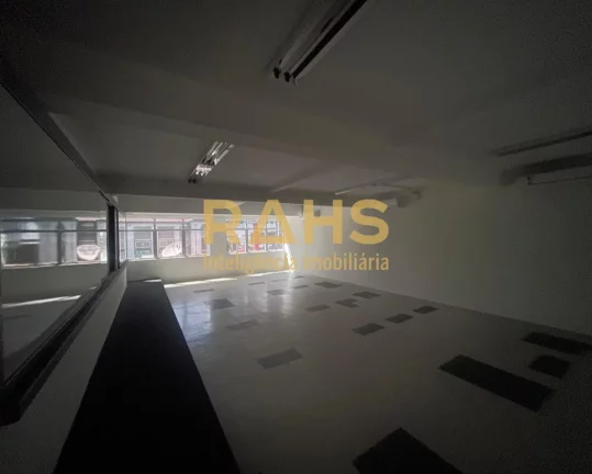 Imagem Para quem está pensando em investir no centro da cidade de Joinville, nós temos essa ótima oportu...