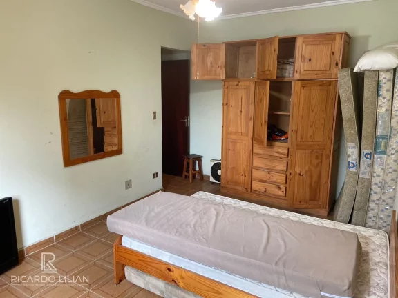 Imagem Apartamento no Canto do Forte a 3 quadras da praia - 1 dormitorio e uma vaga - A VENDA!!!