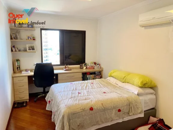 Imagem Oportunidade no Centro de Ribeirão Preto-SP: Apartamento de 3 quartos no Edifício Exclusivo com 2 suítes, 3 salas, 3 banheiros, 2 vagas de garagem e 176,00 m². Quer Imóvel Negócios Imobiliários.