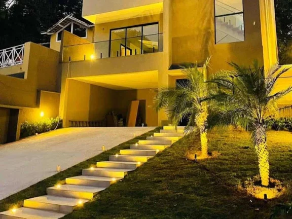 Imagem Cond. Vila Verde (Km 36 R.Tavares) - Zero Km, moderna, 3 sts, piscina!
