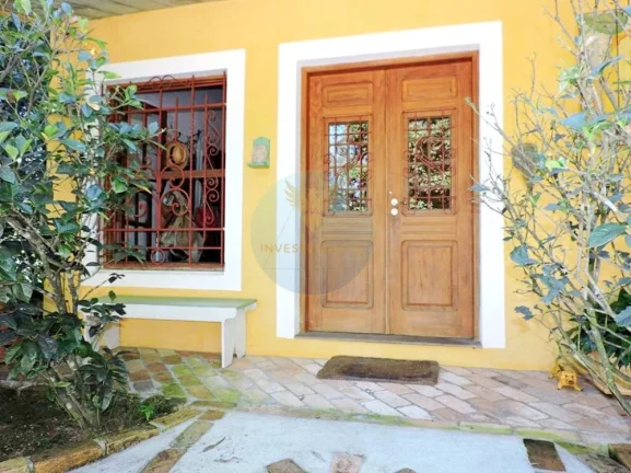 Imagem Casa em Condomínio a Venda no bairro Granja Viana - Embu das Artes, SP