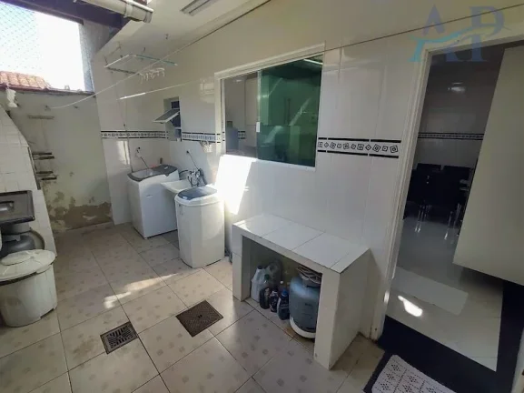 Imagem Casa para Vender em Praia Grande com 3 Quartos